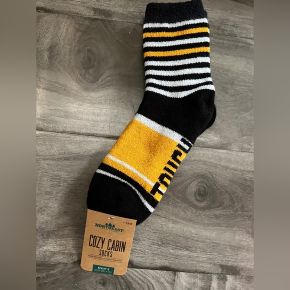 Northeast Outfitters Other - Touch Down!🏈Northeast Outfitters Cozy Cabin Socks- Aloe Infused Men’s 8-12.5
